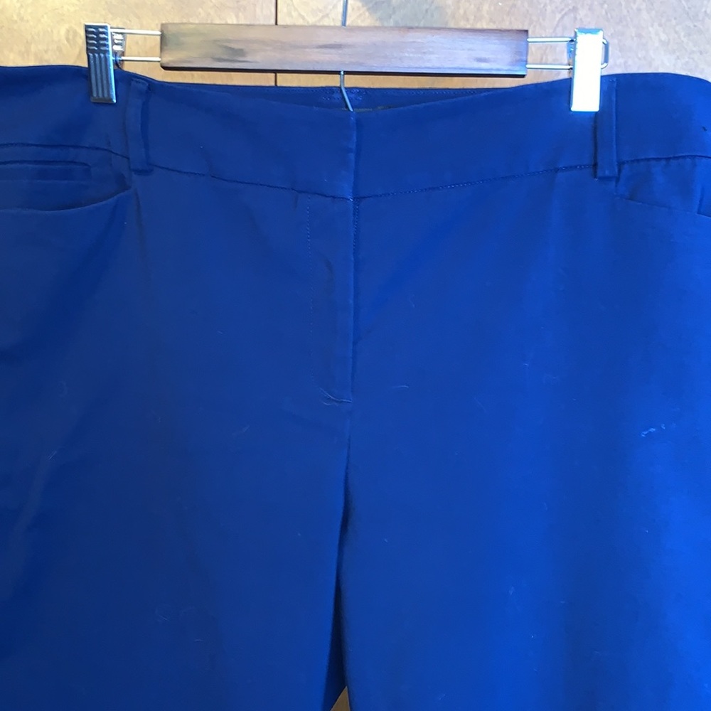 EUC Women’s New York & Company navy dress slacks - size 18 TALL